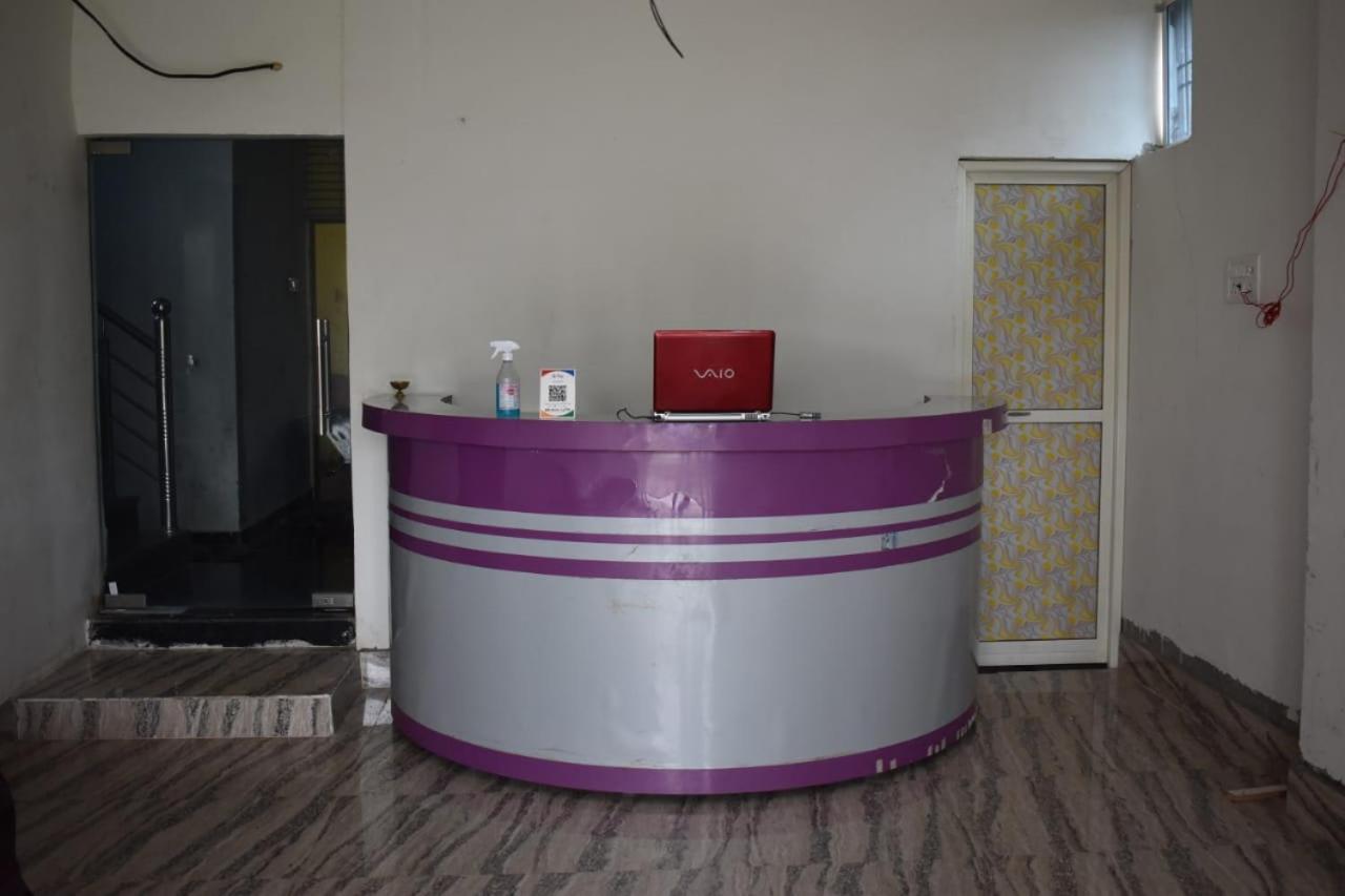 Hotel Vishal Buxar Bagian luar foto